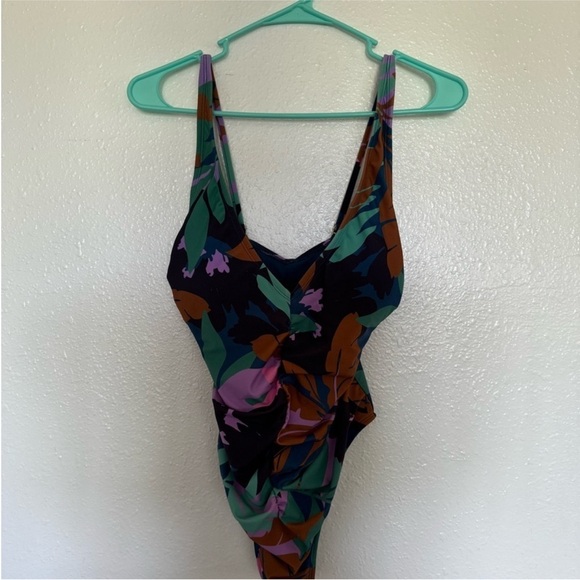 Shade & Shore ™ Women's Shirred Plunge One Piece
Swimsuit - Multi Floral Print M - Picture 4 of 6